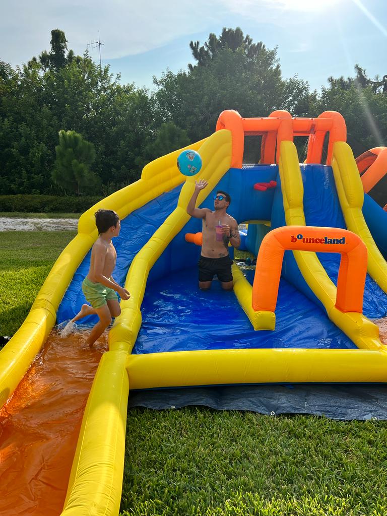 Bounce house with water slides in parrish Fl